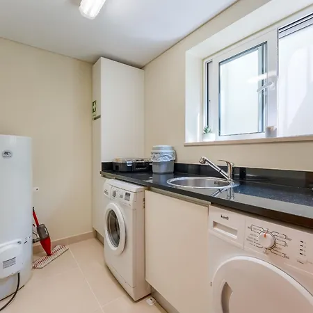 Townhouse Sasha Dom wakacyjny *