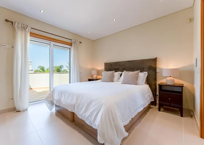 別荘 Townhouse Sasha