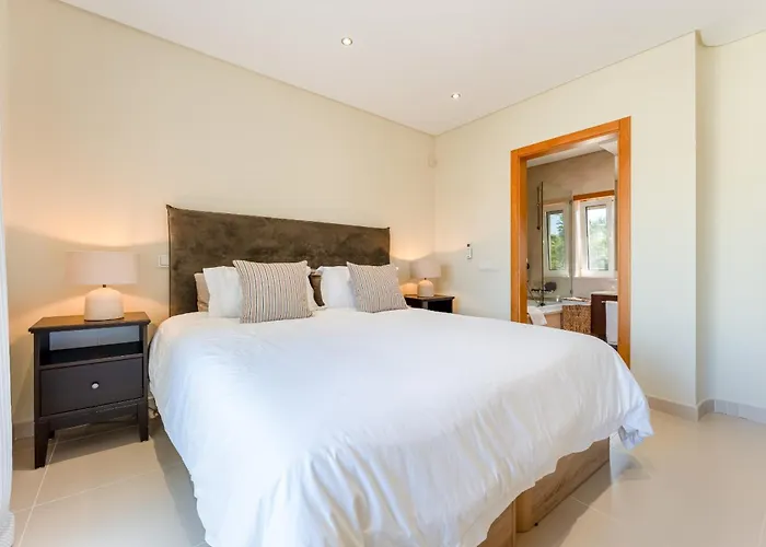 Townhouse Sasha * アルマンシル