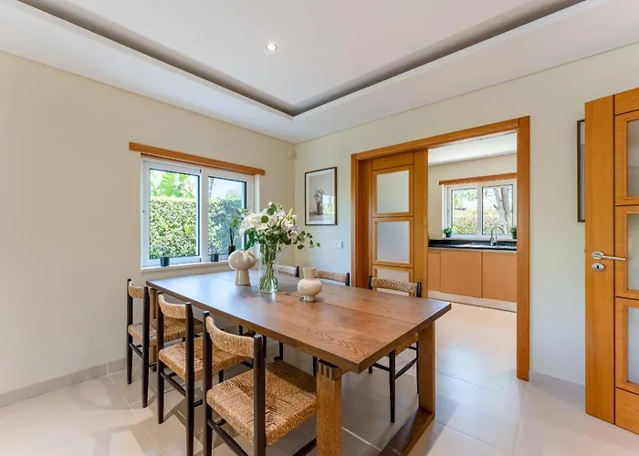 別荘 Townhouse Sasha アルマンシル