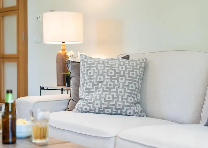 Townhouse Sasha アルマンシル