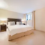 Townhouse Sasha 펜션 알만실