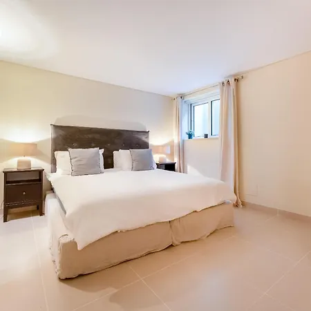Townhouse Sasha Ferienhaus Almancil